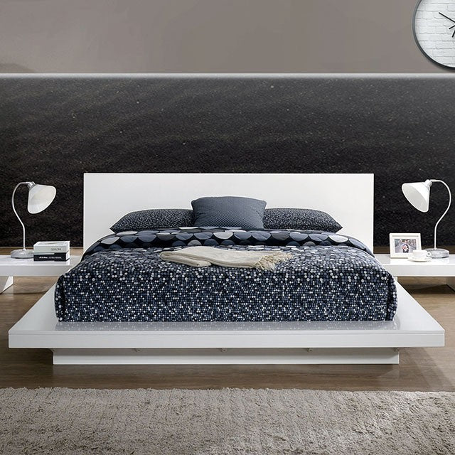 Christie-E.King Bed